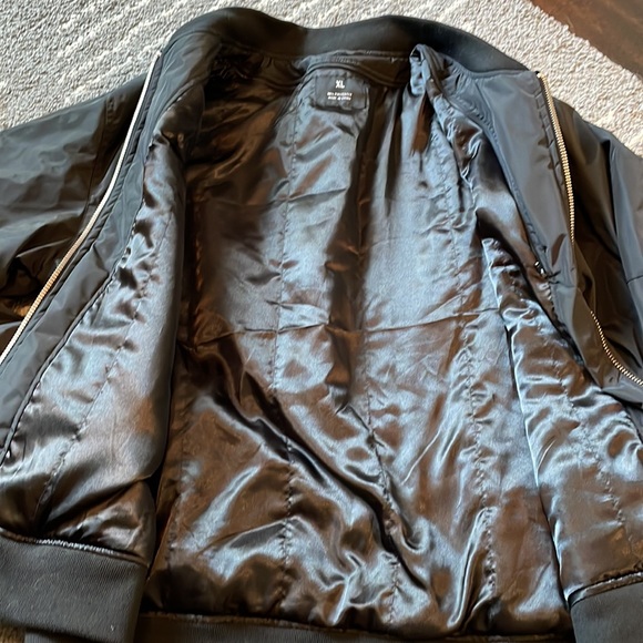 Men’s Jacket - Picture 4 of 4